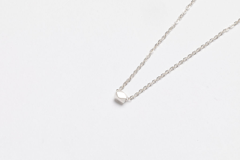 Collar KUYU Esfera