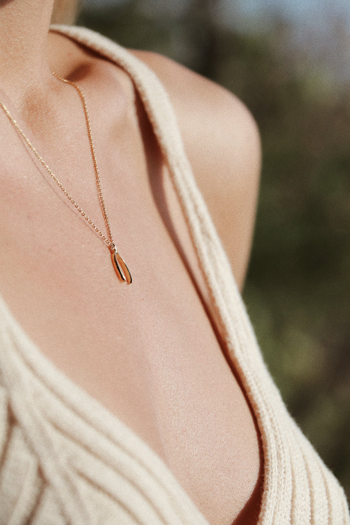 Collar Wishbone